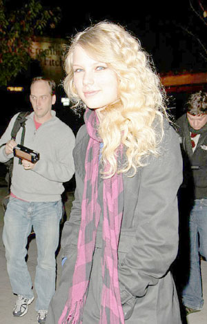 [taylor+swift+concerts+4.jpg]
