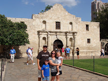 Schreiner Family @ The Alamo 2009