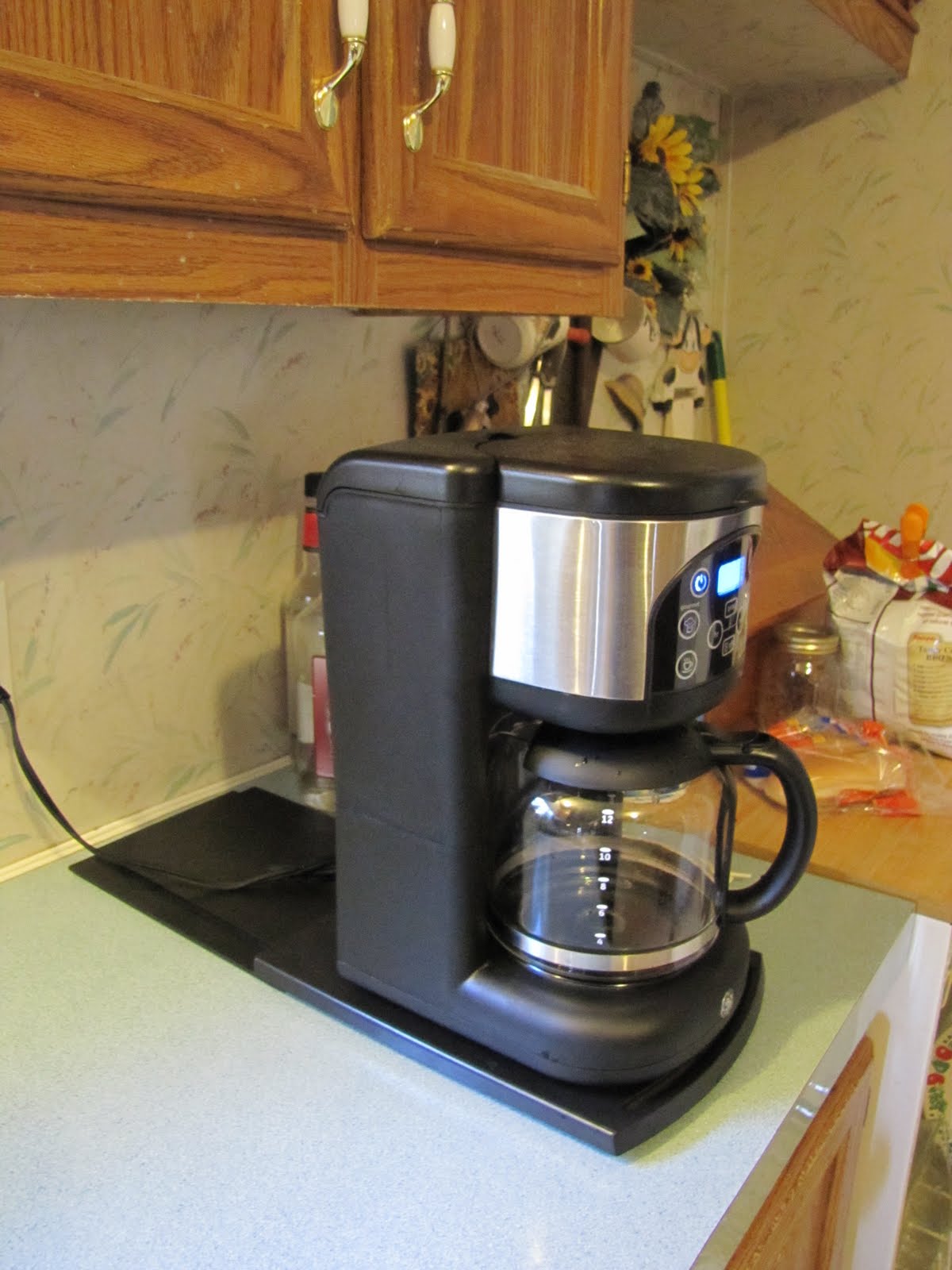 A'lil Country Sugar Product Testing Tuesday Coffee Machine Caddy