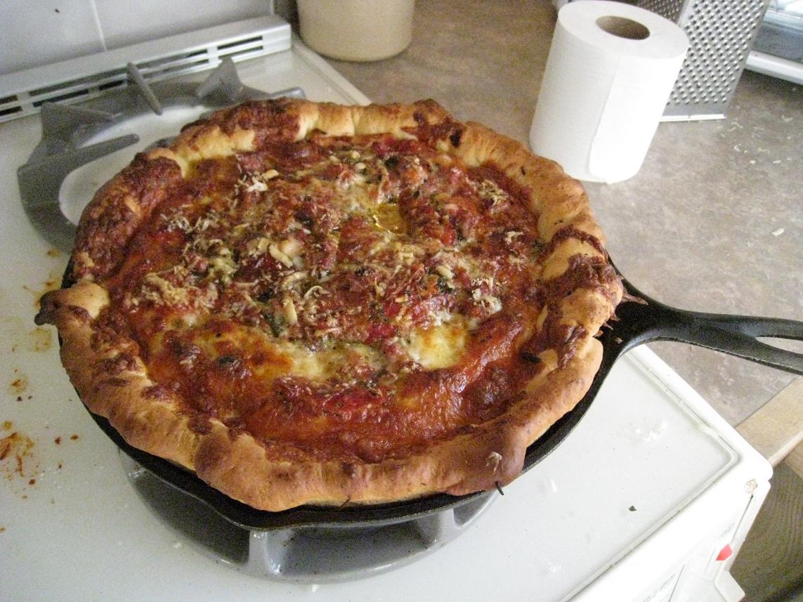REID, ME Cast Iron Chicago Style Pan Pizza