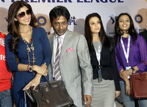 Gayatri Reddy Dc Gayatri Reddy Deccan Chargers Photos (Hyderabad)