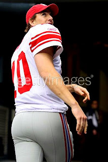 Je fais au hasard: Behold, Eli Manning's Butt!