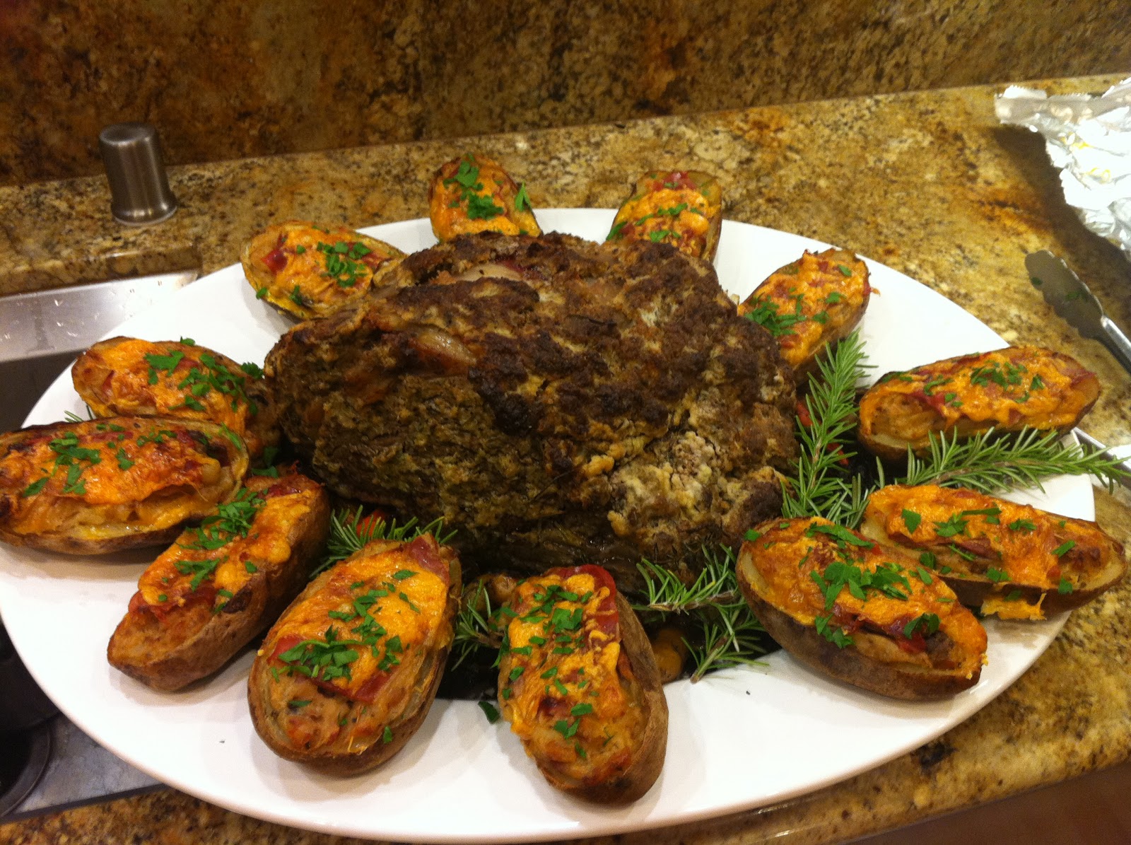 GREAT EATS HAWAII: HOLIDAY DINNER