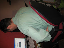 rico l'informaticien en plein travail