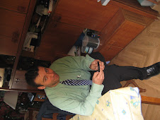 rico l'informaticien en pleine négociations commerciales