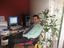 rico l'informaticien en plein travail