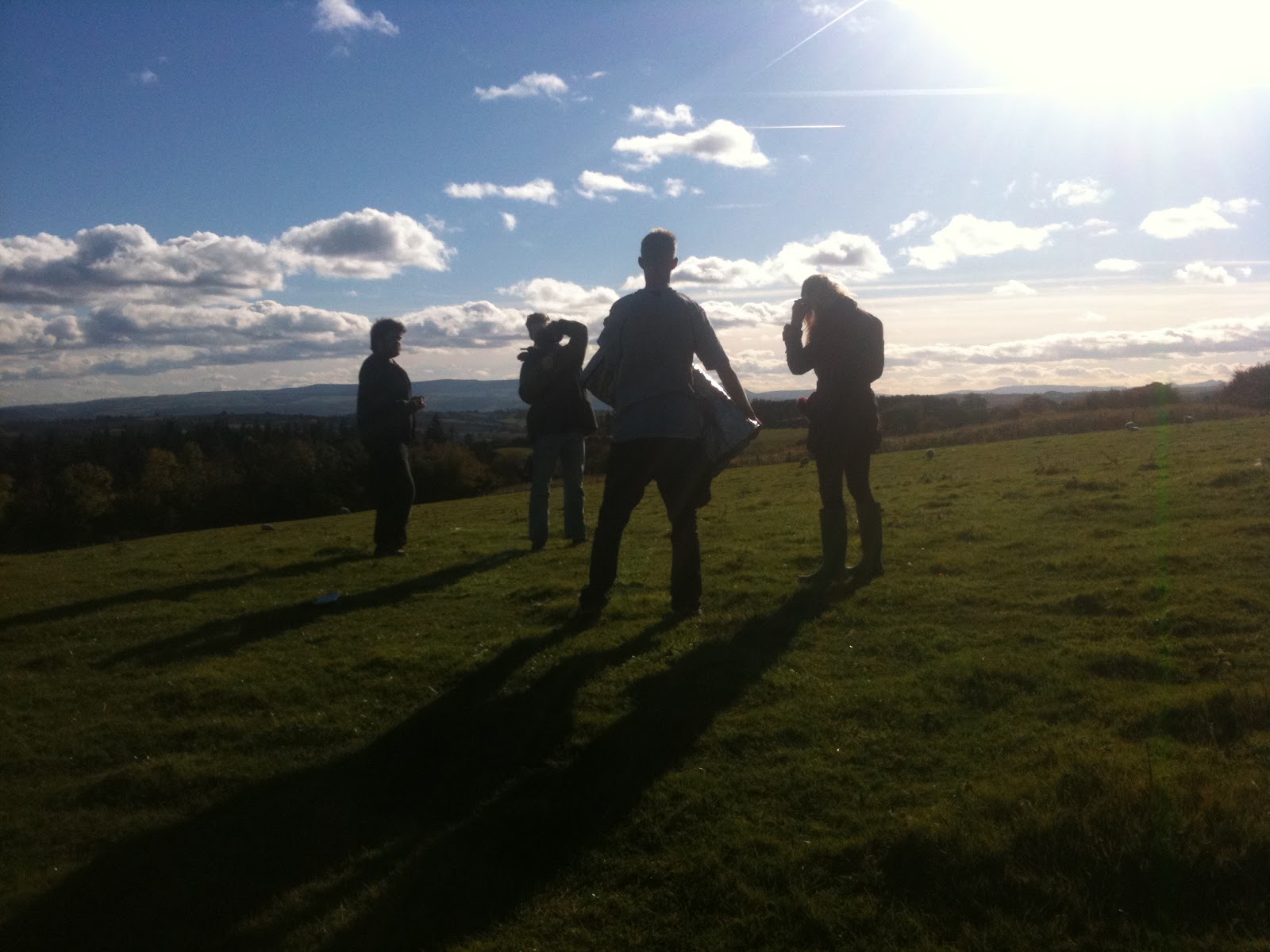 WARPAINT, LASHES & GLUE: She's a dream, she's the one, she's hit No.1