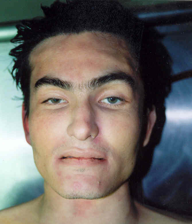 [A200300405S_846.jpg]