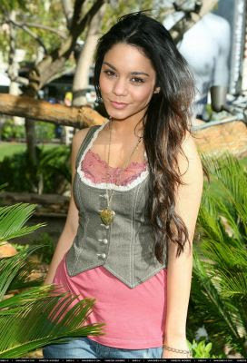 GALERIA DE FOTOS GABRIELLA MONTEZ, VANESSA HUDGENS DE HIGH SCHOOL MUSICAL
