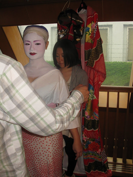Dressing up Maiko