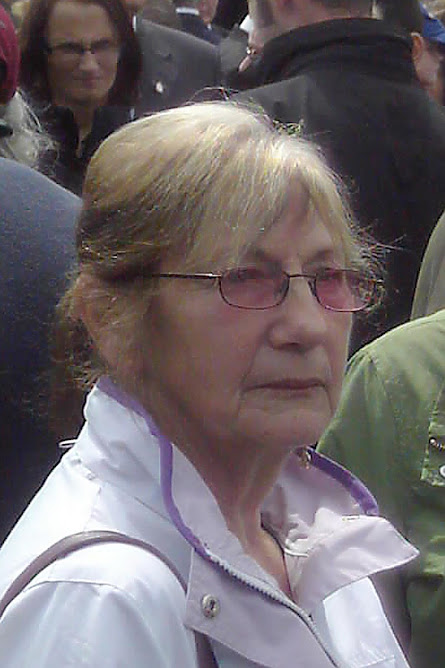 MAGGIE SHILLAM (JUNE 2009)
