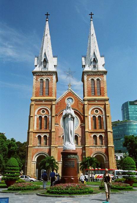 [Red+Church+Vietnam.jpg]