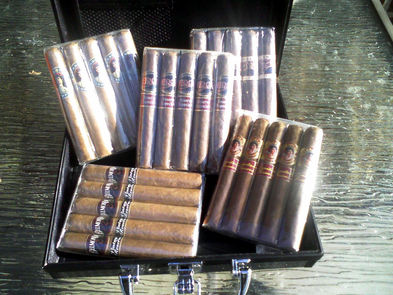 [cigars+in+case.jpg]