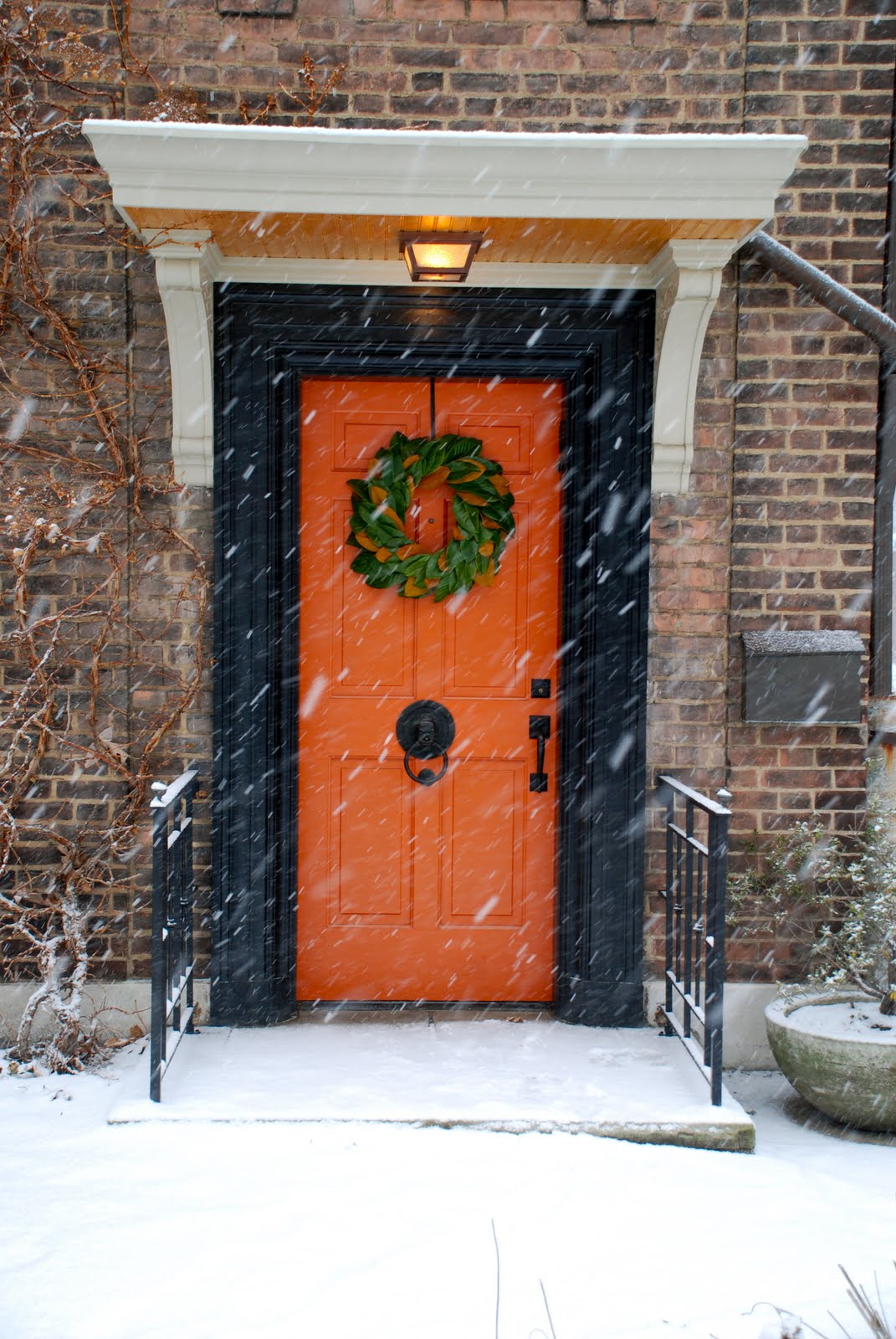 what color hardware for a black front door