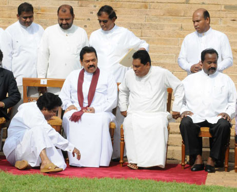 newcabinet-758090.jpg