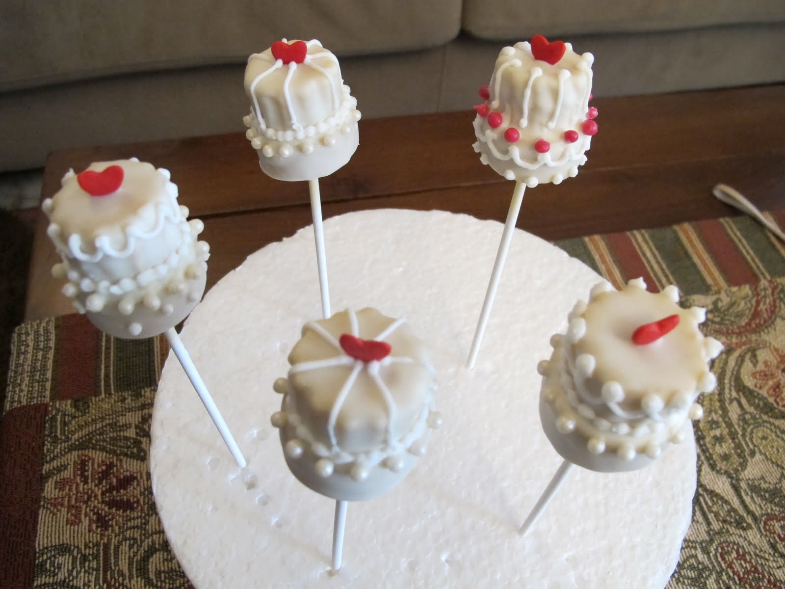 Pink Oven Cakes and Cookies Wedding cake pop