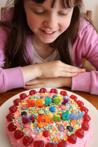 [lizzy's+9th+birthday+cake+2.JPG]