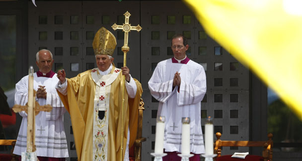 [pope-benedict-608.jpg]