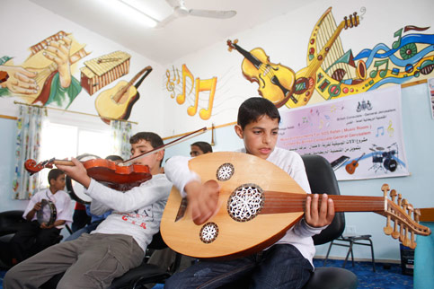 [gaz103-23apr09.jpg]