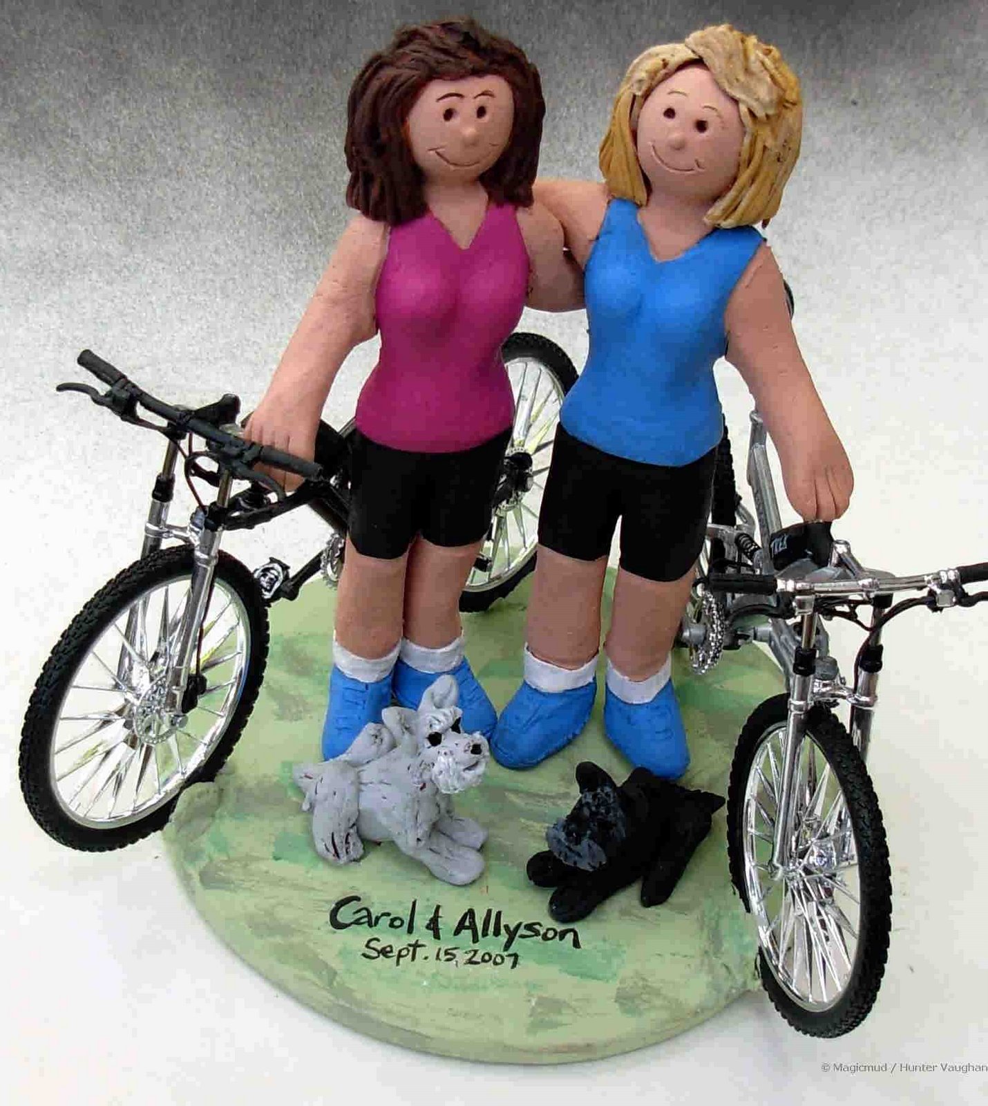 [Gay-Gals-Wedding-Cake-Topper-785331.jpg]