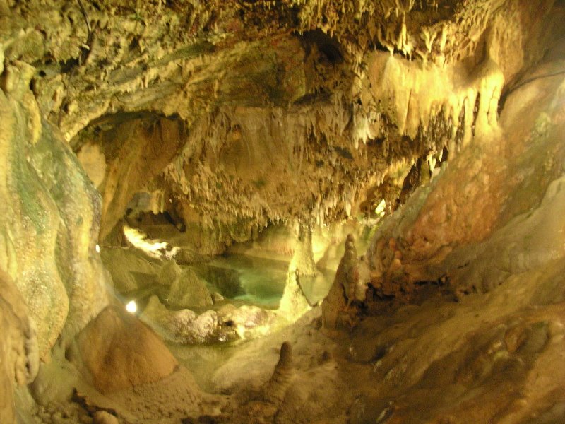 [Inside+the+caverns.jpg]