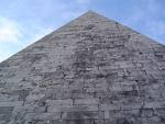 Giza atau Piramid