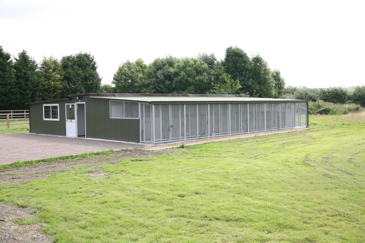 Lilliput Kennels A Hotel for Dogs....