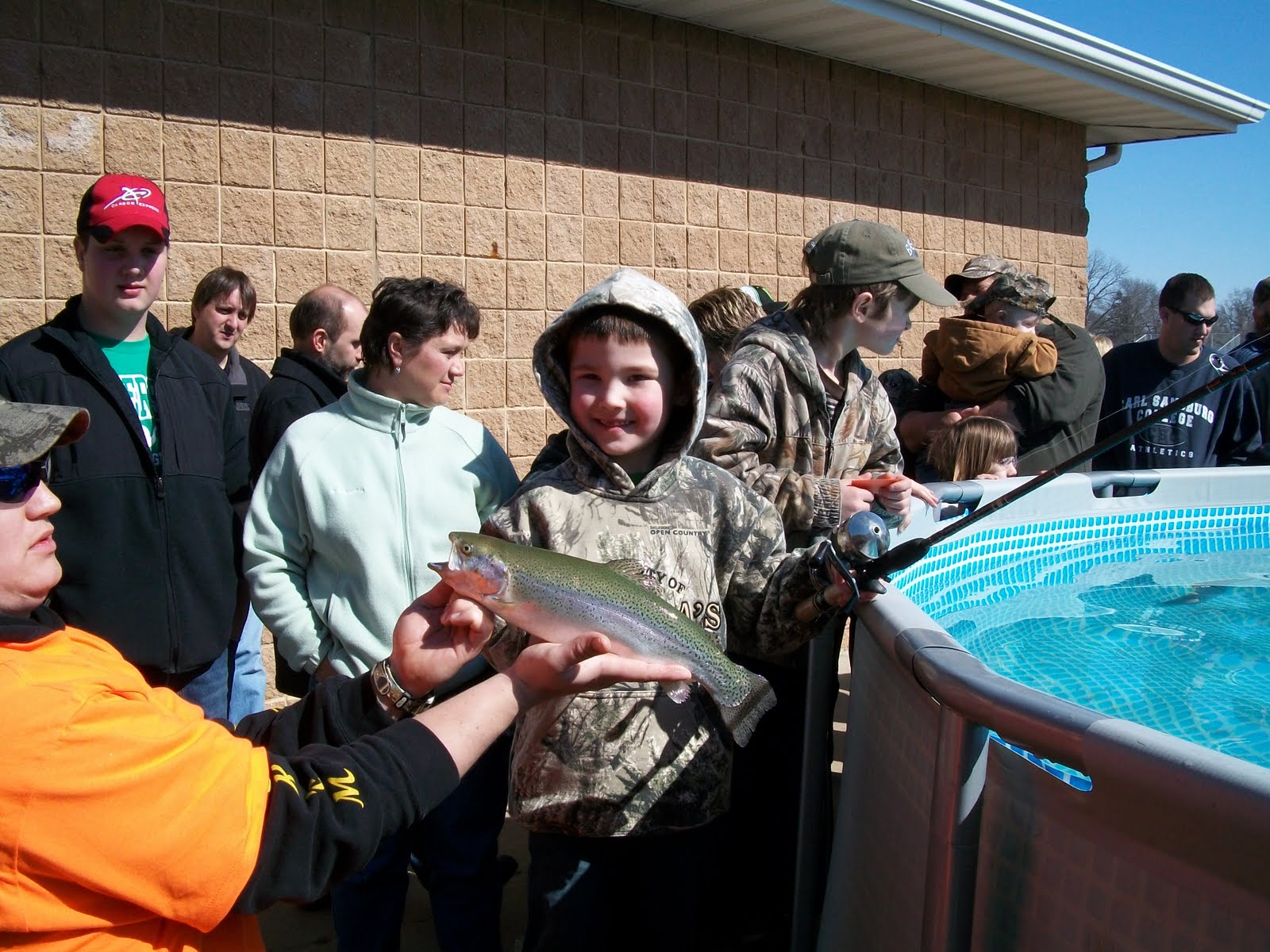 [trout+pond+2+043.JPG]