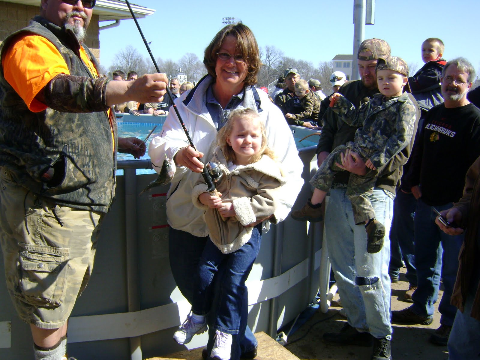 [trout+pond+055.JPG]