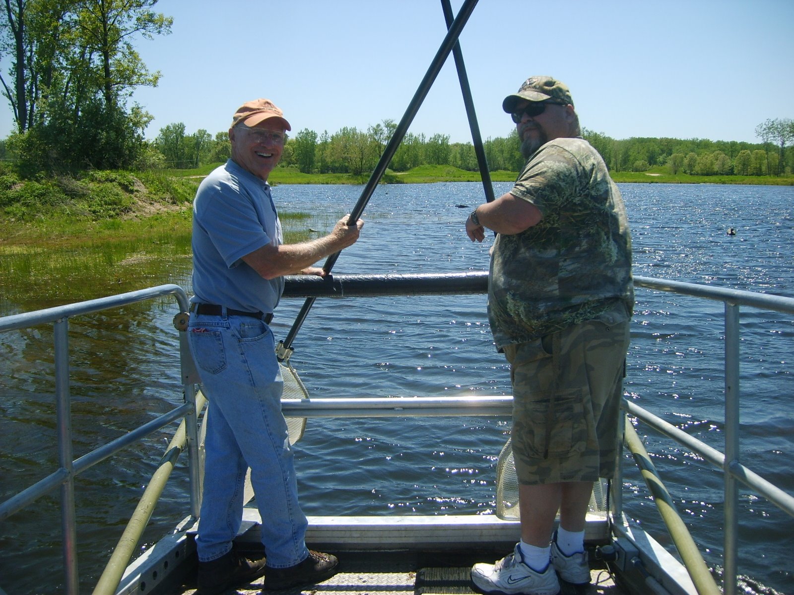 [Fishing+Memorial+Day+002.JPG]