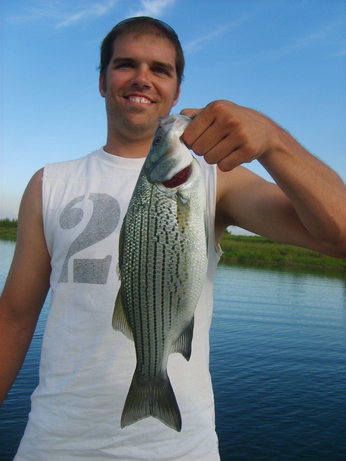 [guided+fishing+trip+005.JPG]