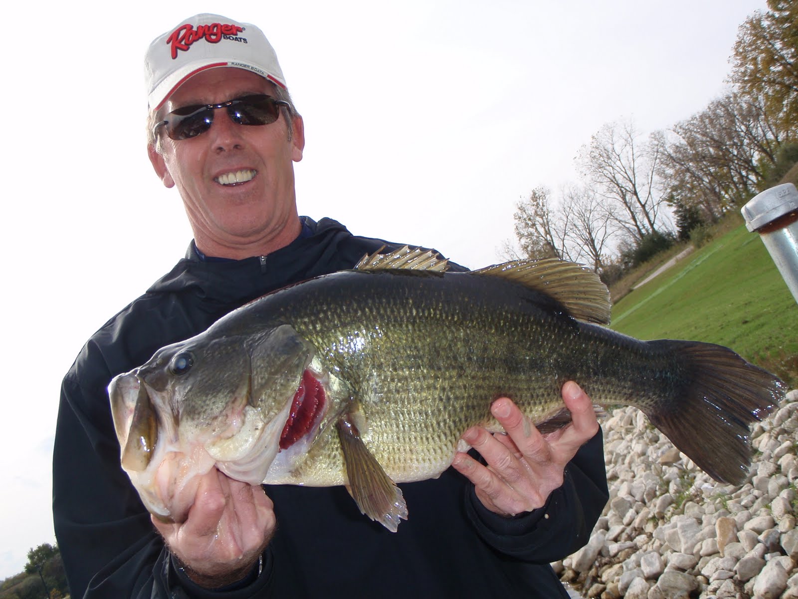 [Update+Oct+09+005.jpg]