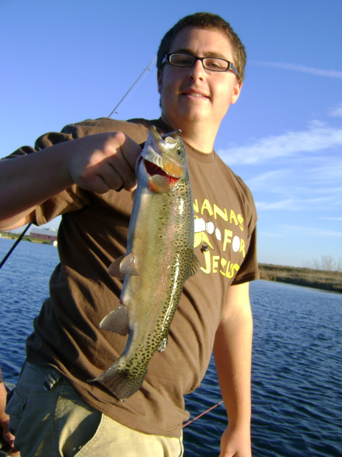 [fish+stocking+035.JPG]