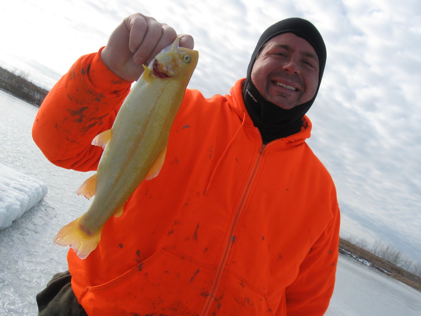 [ice+fishing!+039.JPG]