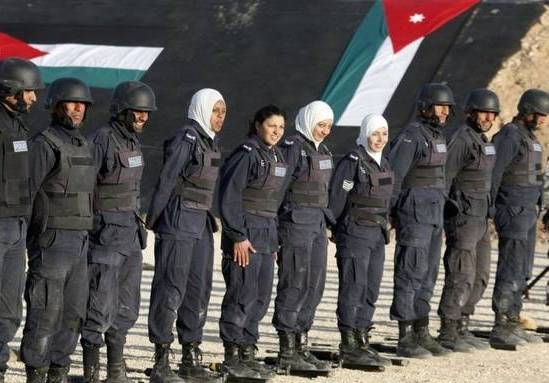 [jordanian-police-women05.jpg]
