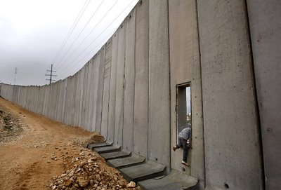 [West_Bank_wall.jpg]