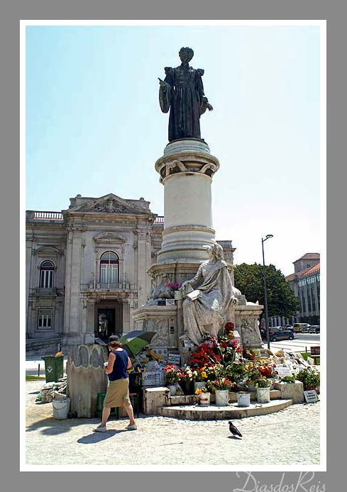 [20258761_TgwCYyAn_Lisboa_Estatua_Sousa_Martins6304.jpg]