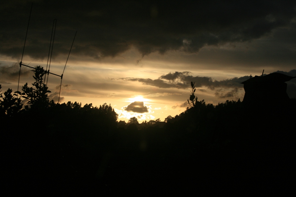 [2008.05.23+003.jpg]