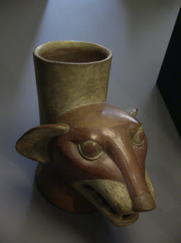 vase en forme de félin