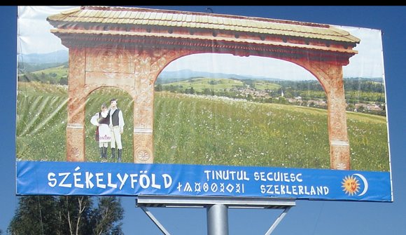 [panou-tinutul-secuiesc-2.jpg]