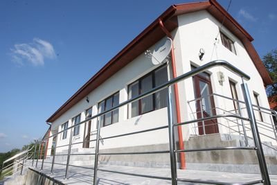 [Casa+Parinteasca+a+lui+Daniel+PF.jpg]