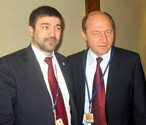 [Iurie+Rosca+Traian+Basescu.jpg]