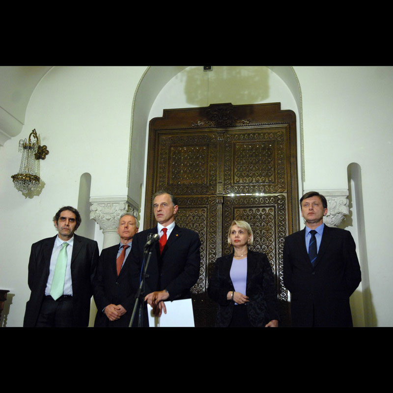 [geoana+si+compania+322.jpg]