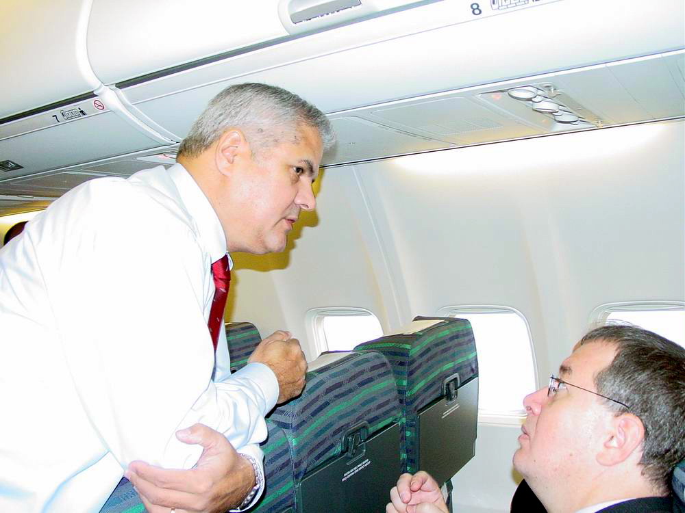 [Nastase+Chirieac.jpg]