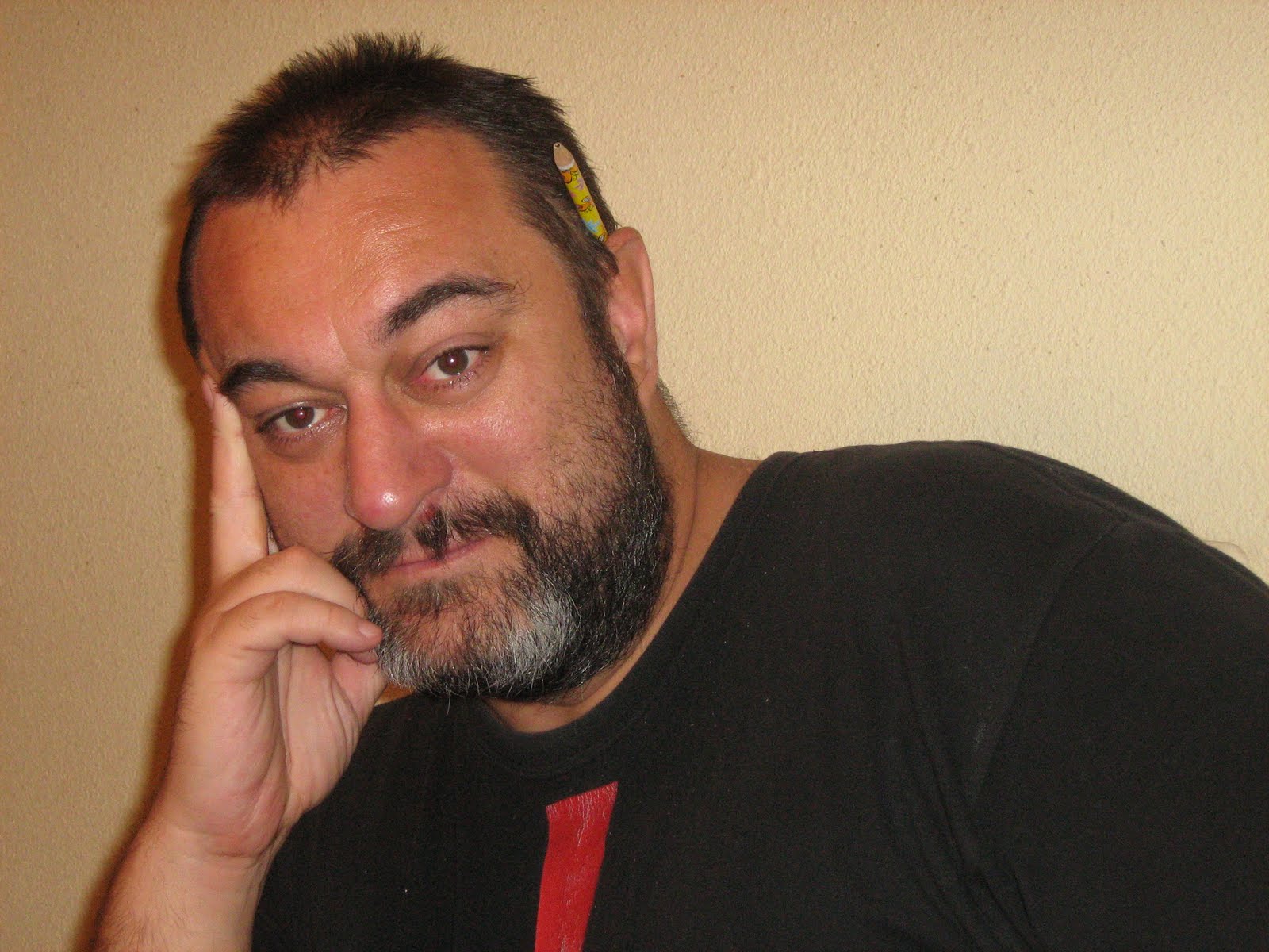 [Octavian+Pescaru.JPG]