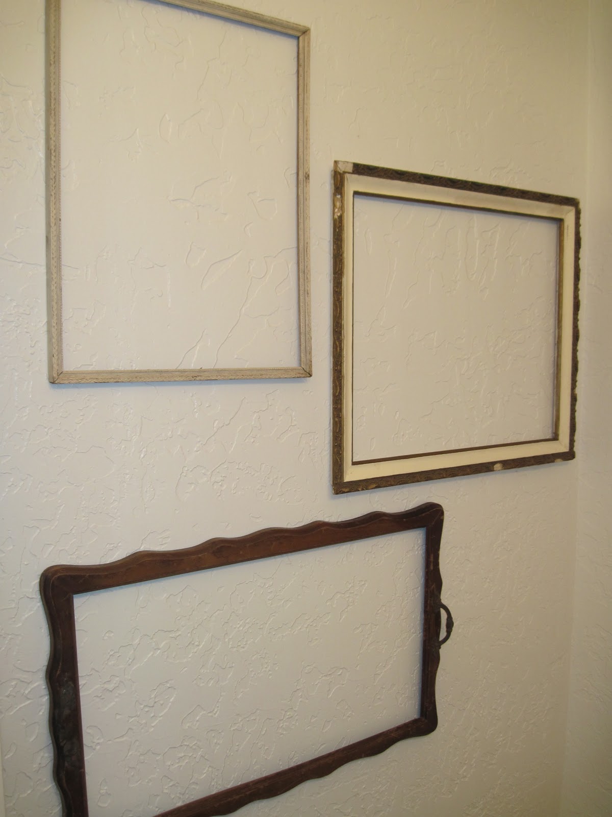 Jane's Junk and Treasures....... Bathroom Decorating