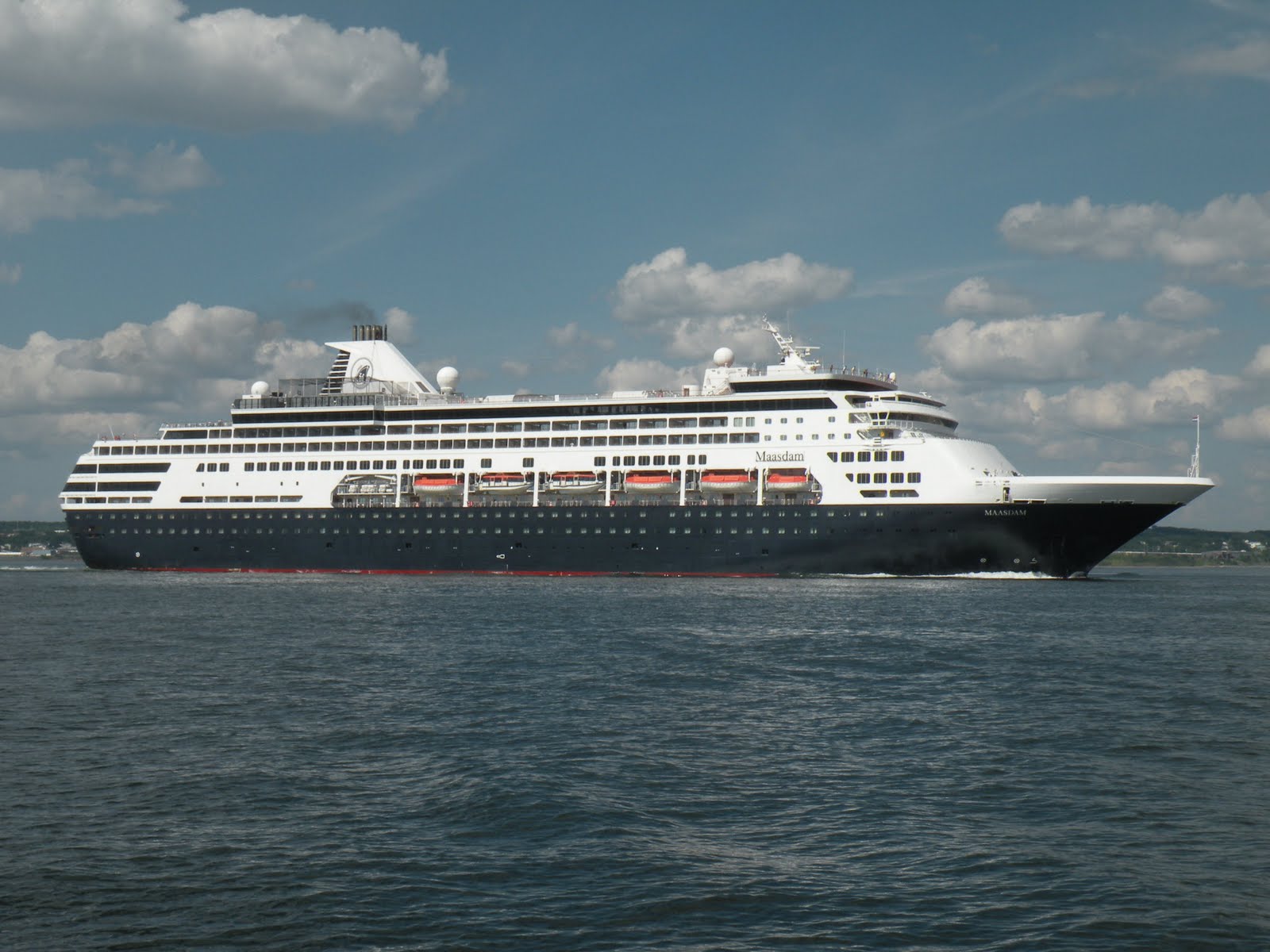 Capnkens Blog: MAASDAM