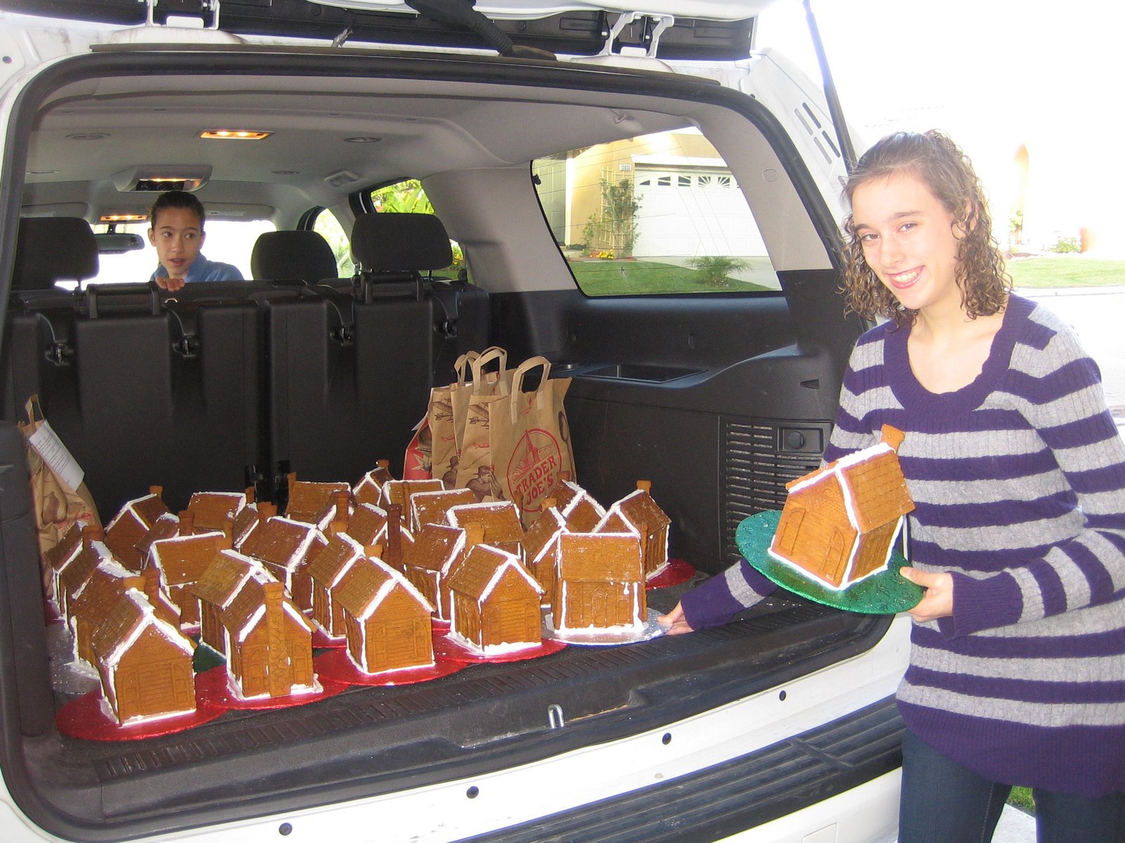 [Gingerbread+and+Family+Pics+209.JPG]