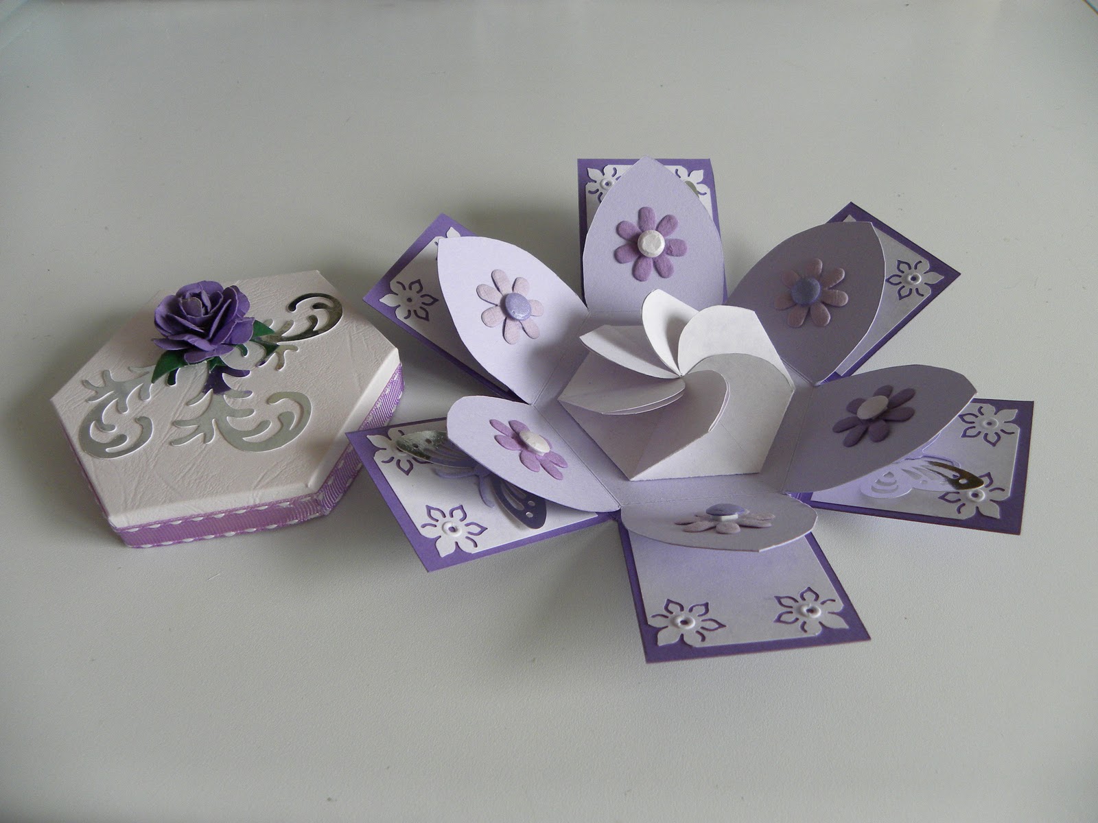 Di's Daily Doings Cards,cupcake wrappers and exploding boxes!