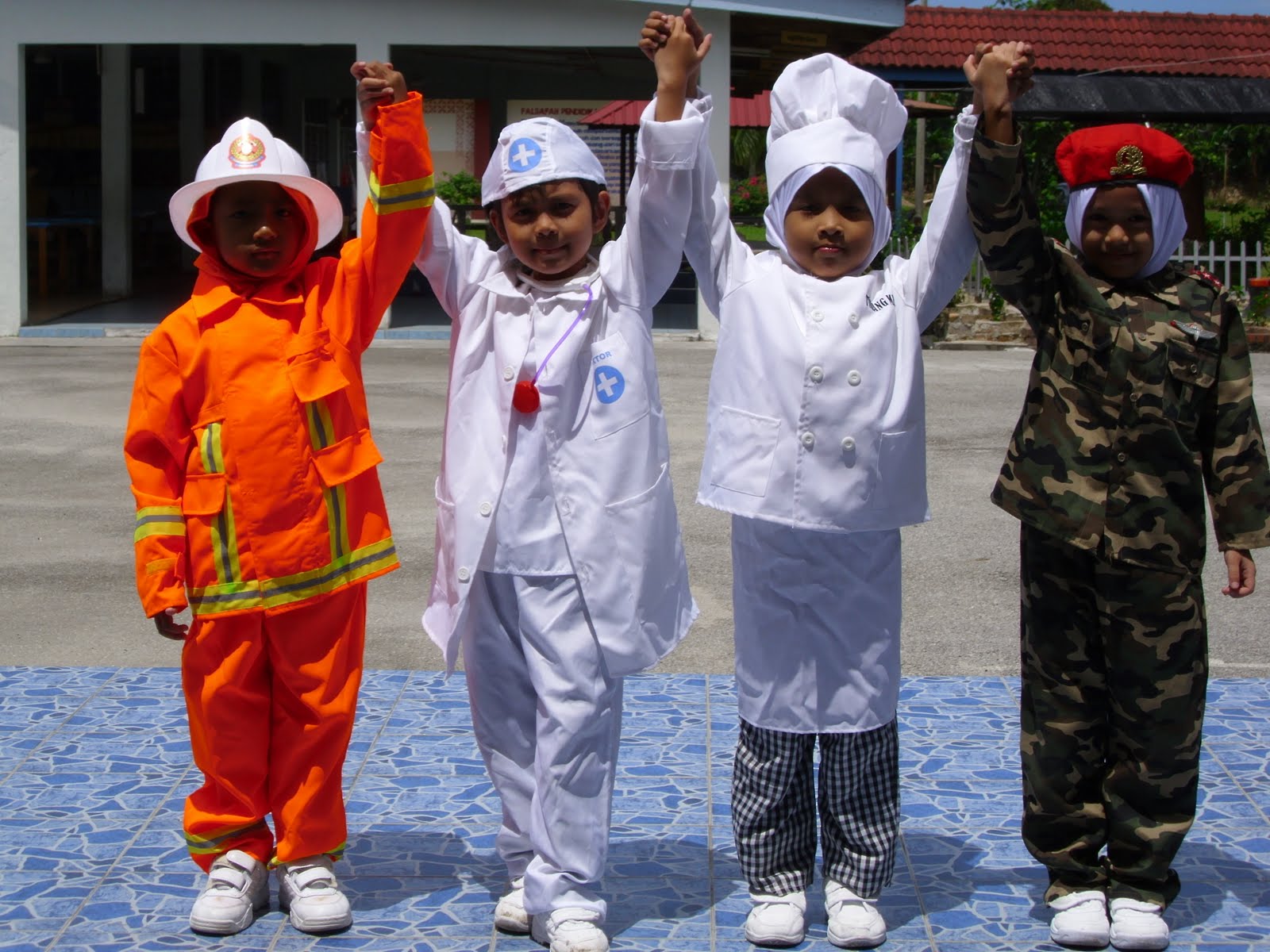 PRASEKOLAH SK KALUMPANG TEMA PEKERJAAN